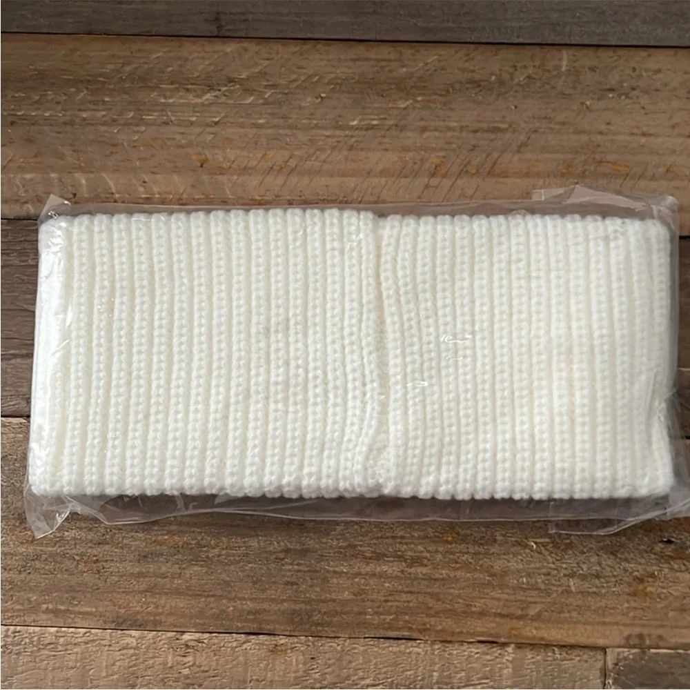 COACH Cable Knit Winter White Headband NWT